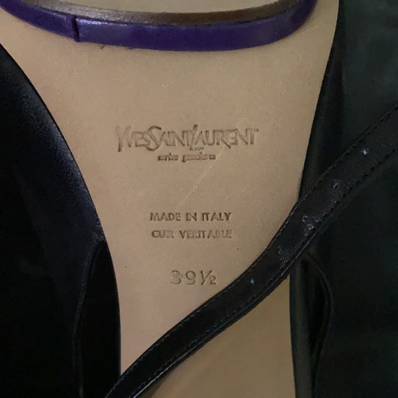 YSL infamous “Lips” Ankle Strap Pump - Picture 6 of 9